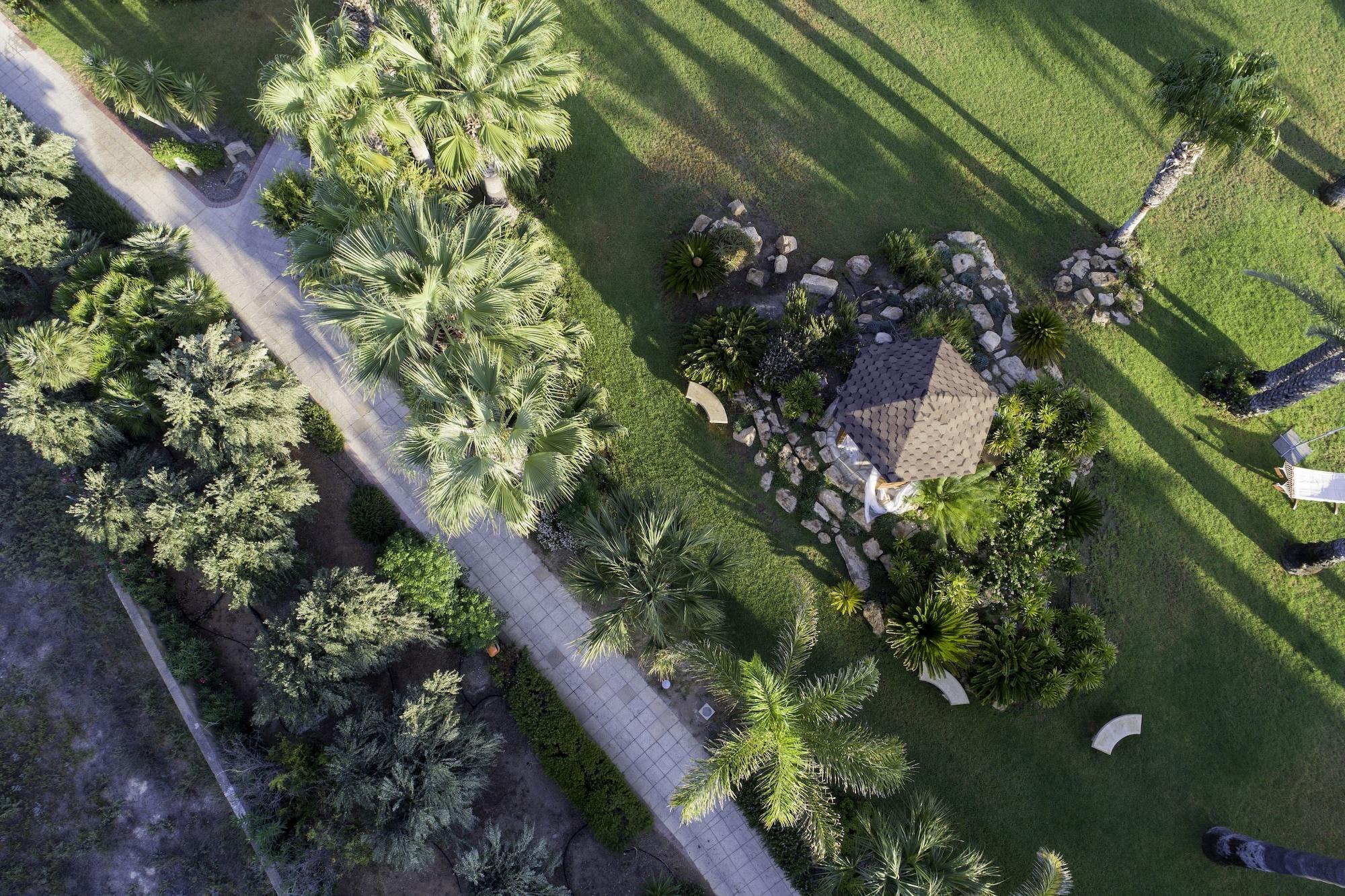 Palm Beach Hotel & Bungalows Larnaca Exterior photo